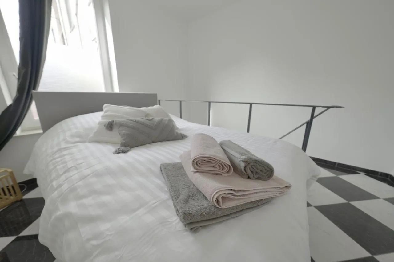 Apartment Studio Didine Charleroi