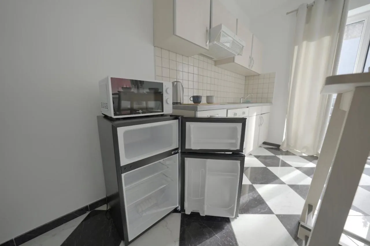 Studio Didine Charleroi 0*,  Belgium